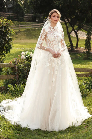 Abito da sposa Chic Nostalgia con ricami romantici